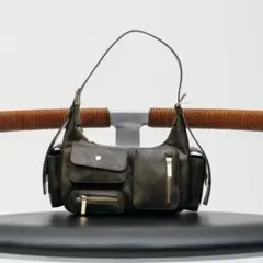 Item thumbnail for item 85cf39f8-3c09-40f2-85e3-80e2e66f64a7