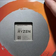 AMD Ryzen 7 3700X CPU 本体、クーラー付きのサムネイル