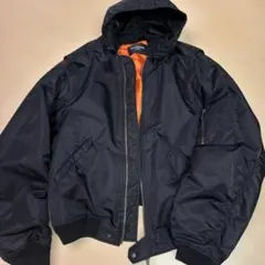 BALENCIAGA フード付き MA-1 ボンバージャケット　サイズ1のサムネイル
