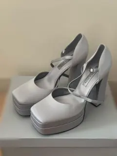 CHARLES & KEITH パンプス 太ヒール 結婚式のサムネイル