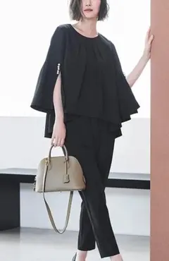 ルイルエブティック パールスリットトップス＆スリムフィットテーパードパンツ