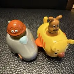 カレーパンマン　名犬チーズ　車