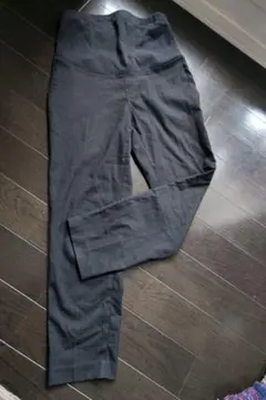 マタニティ 黒 UNIQLO