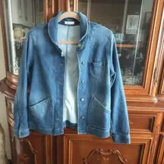 デニムブルー ボタン付きジャケット