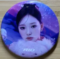 NiziU リオ RIO 缶バッジ NiziUniverse