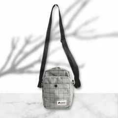 美品【LOGOS】ロゴス チェック柄 ショルダーバッグ グレー