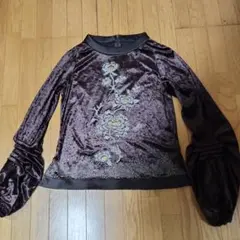 ヒロココシノのプルミエの花柄刺繍風模様ベロアトップス