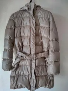 ユニクロ 中綿 ダウンコート シャイニーライトベージュ系 M