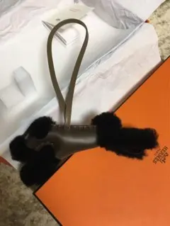 新品激レア】エルメス バディ チャーム HERMES budy 黒 G刻印 - メルカリ