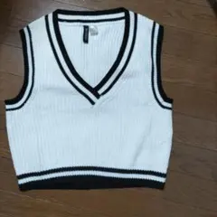 H&M Vネックショート丈ベスト M ホワイト/ブラック