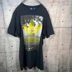 アディダス　adidas  ⭐︎プリントTシャツ　ブラック　美品！　ビックロゴ入