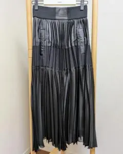 sacai ロングスカート