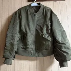 オリーブ MA-1ジャケット