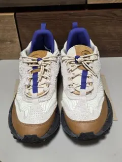 Item thumbnail for item 3f02fd51-a1b3-4fc7-a27d-881f5a5281a0