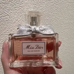 Miss Dior Eau de Parfum 50mlのサムネイル
