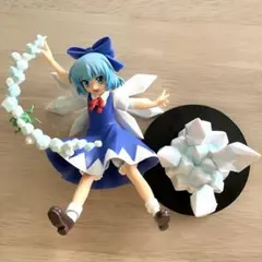 東方project チルノ　フィギュア