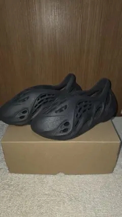 未使用☆26.5㎝☆YEEZY FOAM RUNNER ONYX☆アディダス 2026年最新】yeezy foam runner 