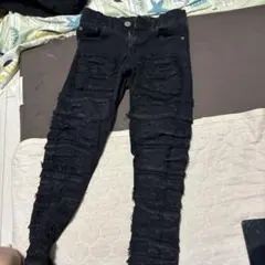 ブラック ダメージ加工 スキニージーンズ