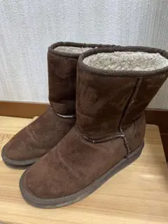 Item thumbnail for item 0227df7b-c1bb-4605-8ed7-0b9bc4c52116