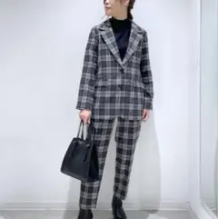 ストレッチ テーラードジャケット