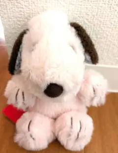 PEANUTS 淡いピンクのぬいぐるみ