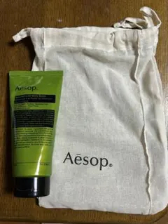 イソップ　ゼラニウム　ボディスクラブ