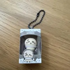 ちいかわ ラッコ アクリルキーホルダーのサムネイル