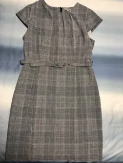 【刺繍ワンピース】 H&M