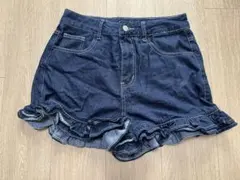 フリル付きダークデニムショートパンツ Mサイズ
