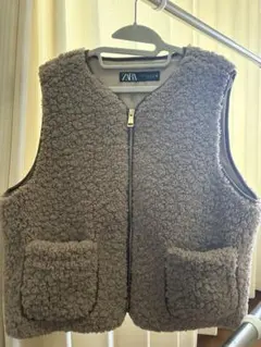 ZARA ベージュ フリース ベスト