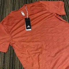 新品　アディダス グラデーションTシャツ　半袖　Tシャツ　a278