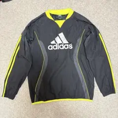 アディダス ウインドブレーカー