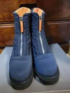 CHARLES&KEITH ブーツ(ネイビー×オレンジ)　SIZE38のサムネイル