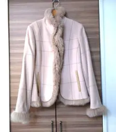 最終値下げしました！キツネファー付きピンクベージュジャケット