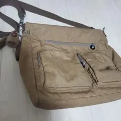 Item thumbnail for item dff5ca62-2204-48e6-8720-0ca93547f767