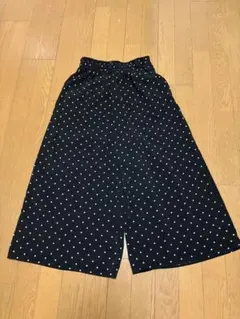 GU 黒白水玉 ガウチョパンツ