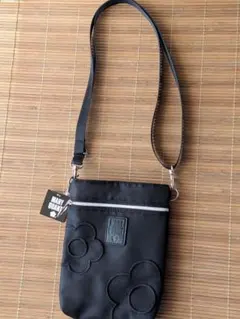 MARY QUANT ブラックショルダーバッグ