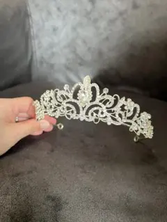 シルバークリスタルティアラ　ブライダル