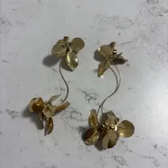 Bride me ハンドメイド ゴールドイヤリング【ネジ式】