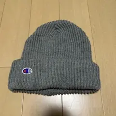 Champion ニット帽 グレーのサムネイル