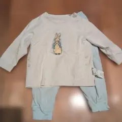 ユニクロ　ピーターラビット パジャマ