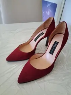 AQUAZZURA アクアズーラ パンプス 赤 スエード 38タッセル　イタリア AQUAZZURA アクアズーラ パンプス 赤 スエード 38タッセル イタリア