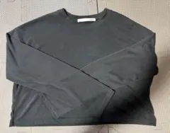 by muni:r 長袖Tシャツ ロンT ブラック クロップド丈のサムネイル