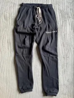 l*l様 ESSENTIALS スウェットショートパンツ ダークグレー l*l様 ESSENTIALS スウェットショートパンツ ダークグレー - メルカリ