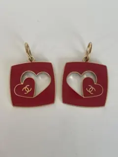 シャネル CHANEL 2026 バレンタイン レッド　限定チャーム