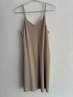 GU キャミワンピース　ベージュ　120