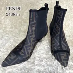 【美品】FENDI ショートブーツ サイドゴアブーツ ズッカ ロゴ入り 37のサムネイル