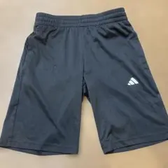 アディダスハーフパンツ150