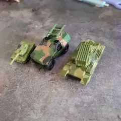 戦車 装甲車 ミニカーのサムネイル