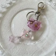 猫 キーホルダー 惑星 星 ハートチャーム付き シンプル 透明 大人かわいい